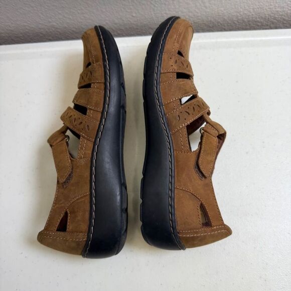 Clarks Cora River Size 8 Shoes Leather Sole Closed Toe Memory Foam Walk Womens - Picture 8 of 9